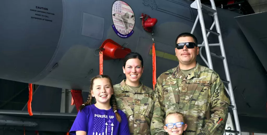 Young Artist’s Creativity Takes Flight: Military Daughter’s Illustration Chosen for Oregon Air Guard’s F-15 Nose Art
